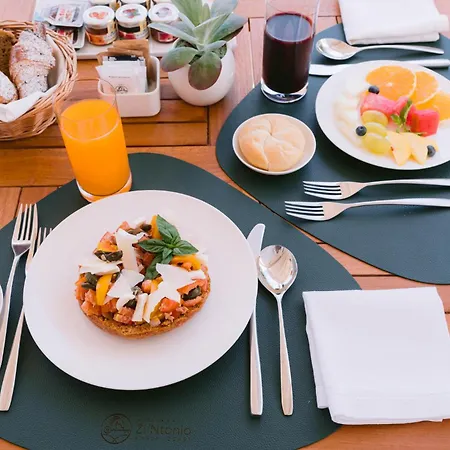 ホテル Zi'ntonio 3*