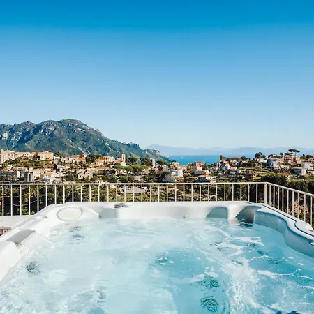 ホテル Zi'ntonio スカラ