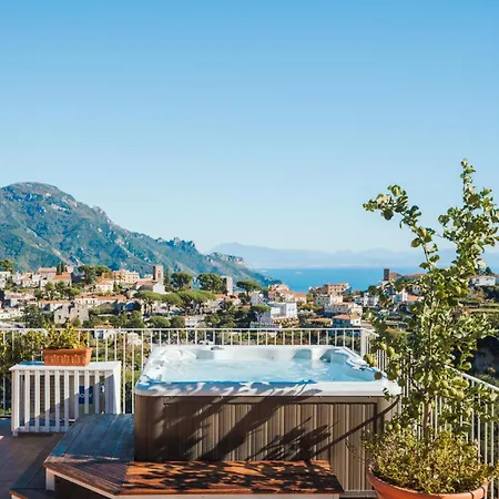 Zi'ntonio Hotel