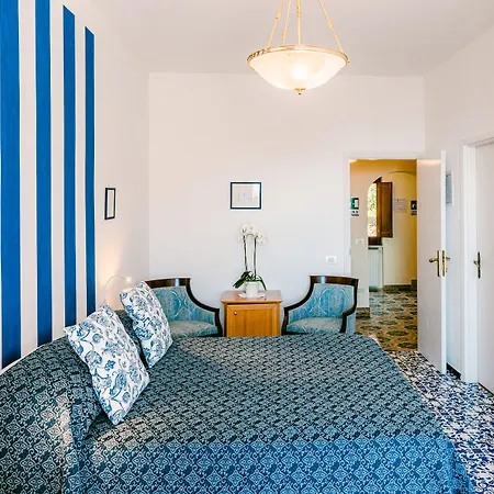 Zi'ntonio ホテル 3*