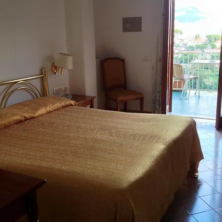 Zi'ntonio Otel 3*