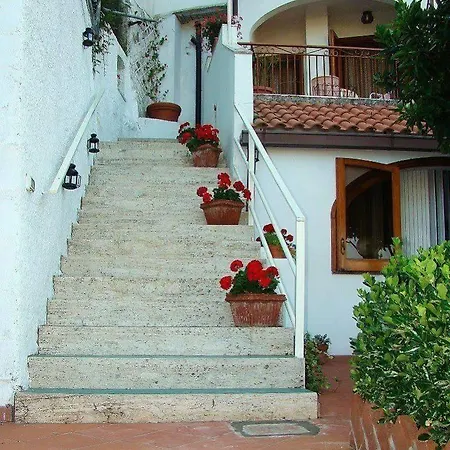 Otel Zi'ntonio Scala