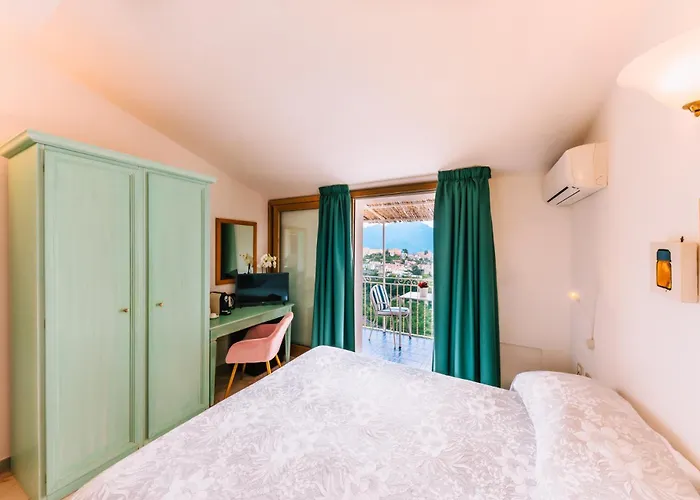 Ξενοδοχείο Zi'ntonio 3*