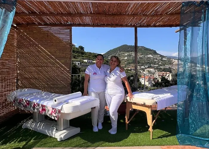 Ξενοδοχείο Zi'ntonio 3*