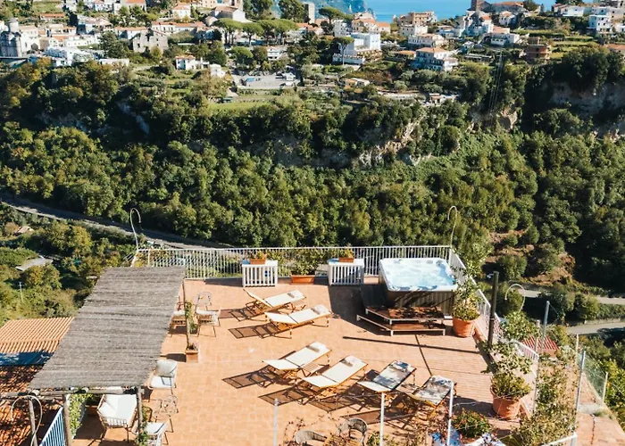 Ξενοδοχείο Zi'ntonio 3*