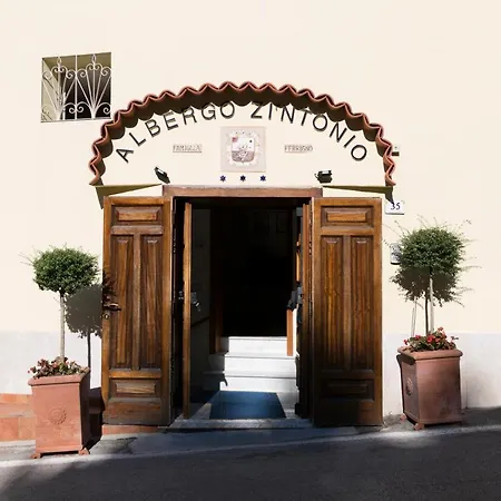 Zi'ntonio Hotel Scala