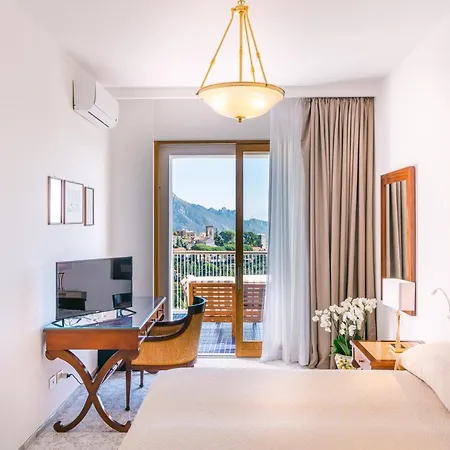 Zi'ntonio Hotel 3*