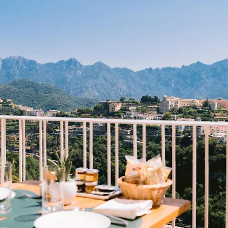 Zi'ntonio Hotel Scala