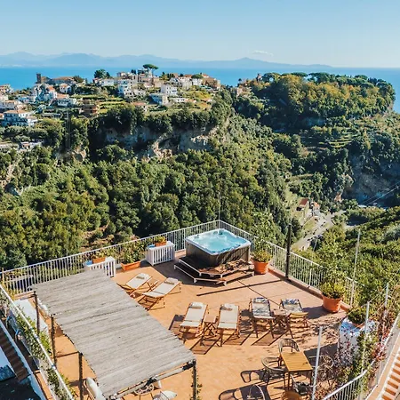 Hotel Zi'ntonio 3*